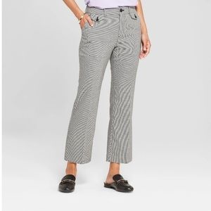 3 for $15 💥💥 NWOT Women's Plaid Kick Flare Pants
